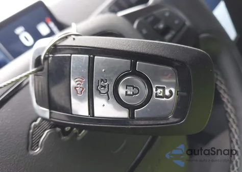 2024 Ford Mustang Mach-E Gt z USA, uszkodzony, nr VIN 3FMTK4SX9RMA39684